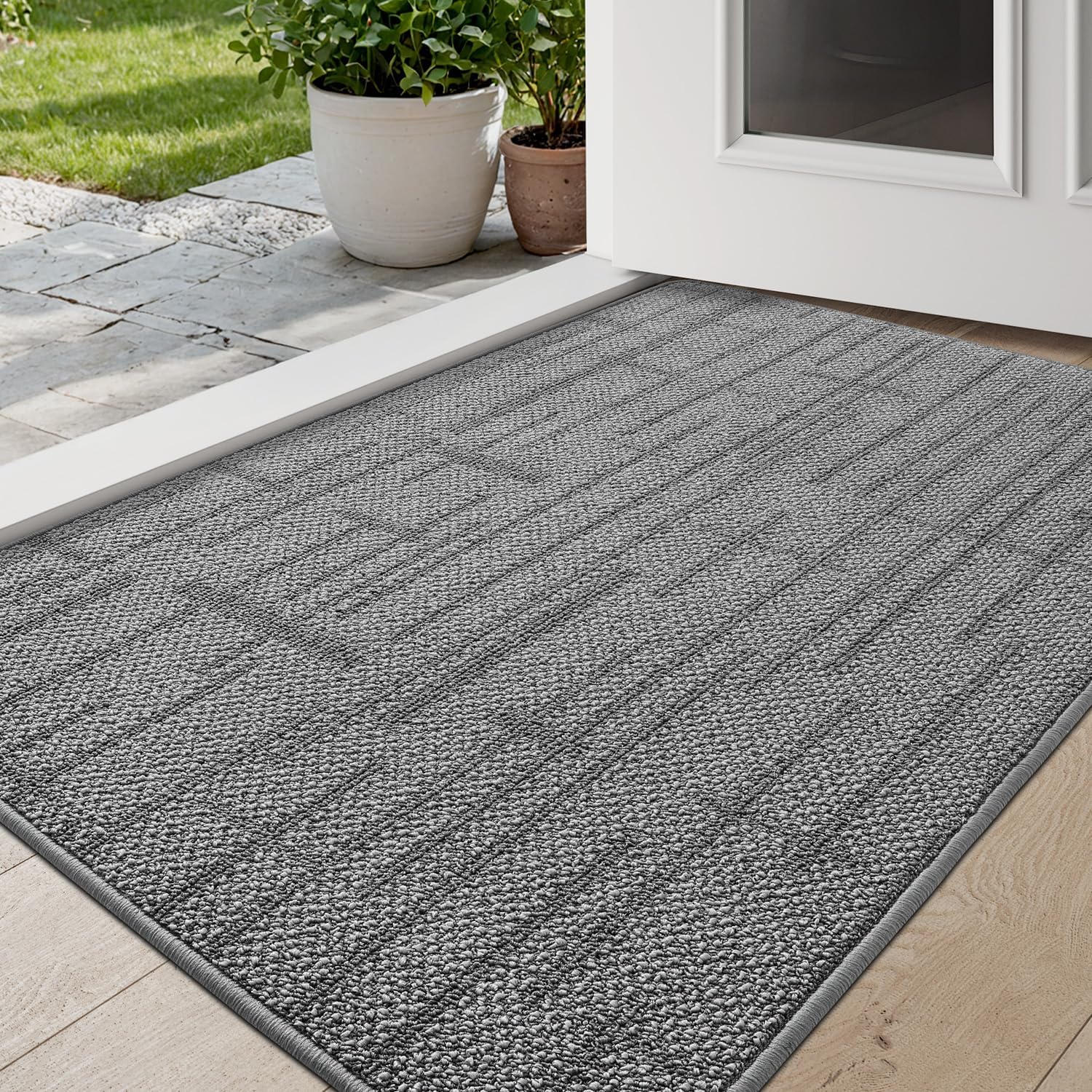 Paillasson Interieur Entree 43.5 x 75 cm, Antidérapant, Absorber la Saleté et l'Humidité, Profil Bas, Lavable Tapis d'entrée pour Porte, Couloir, Cuisine, Gris Clair 43.5 x 75 cm Gris Clair
