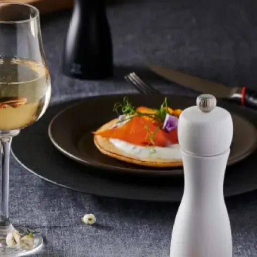 Test Duo Moulin Peugeot Tahiti 15 cm : joli sur la table, quelques limites à l’usage