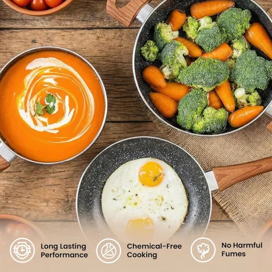 Ensemble de casseroles et poêles antiadhésives - Plaque à induction - Batterie de cuisine 8 pièces avec couvercle - Cuisiner avec marmite et poêles en cuivre - par Nuovva Cuivre 8 pièces